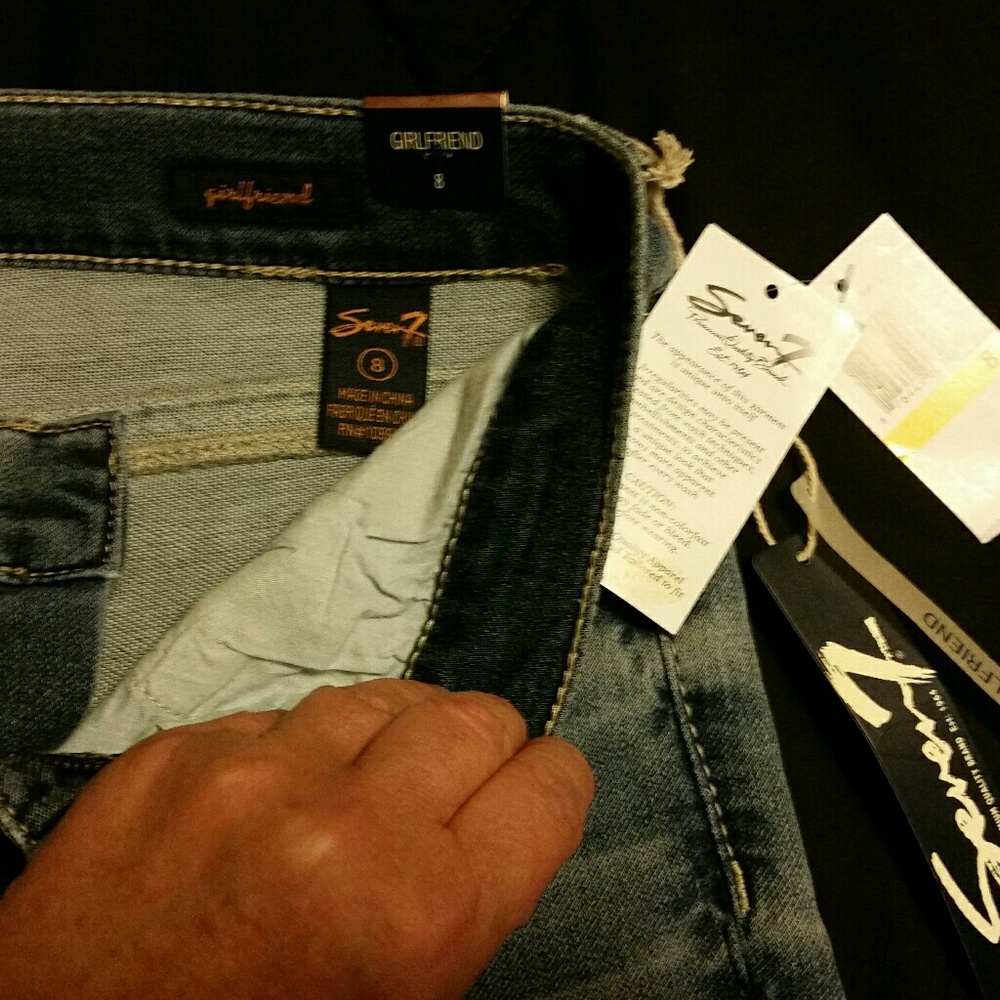 Jeans - Picture 3 of 4